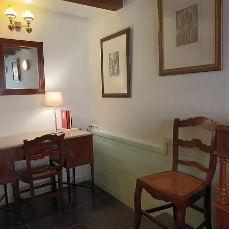 Hostal Mercadoiro *