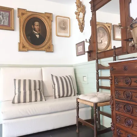 Hostel Mercadoiro Laje